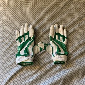 Green Nike gloves